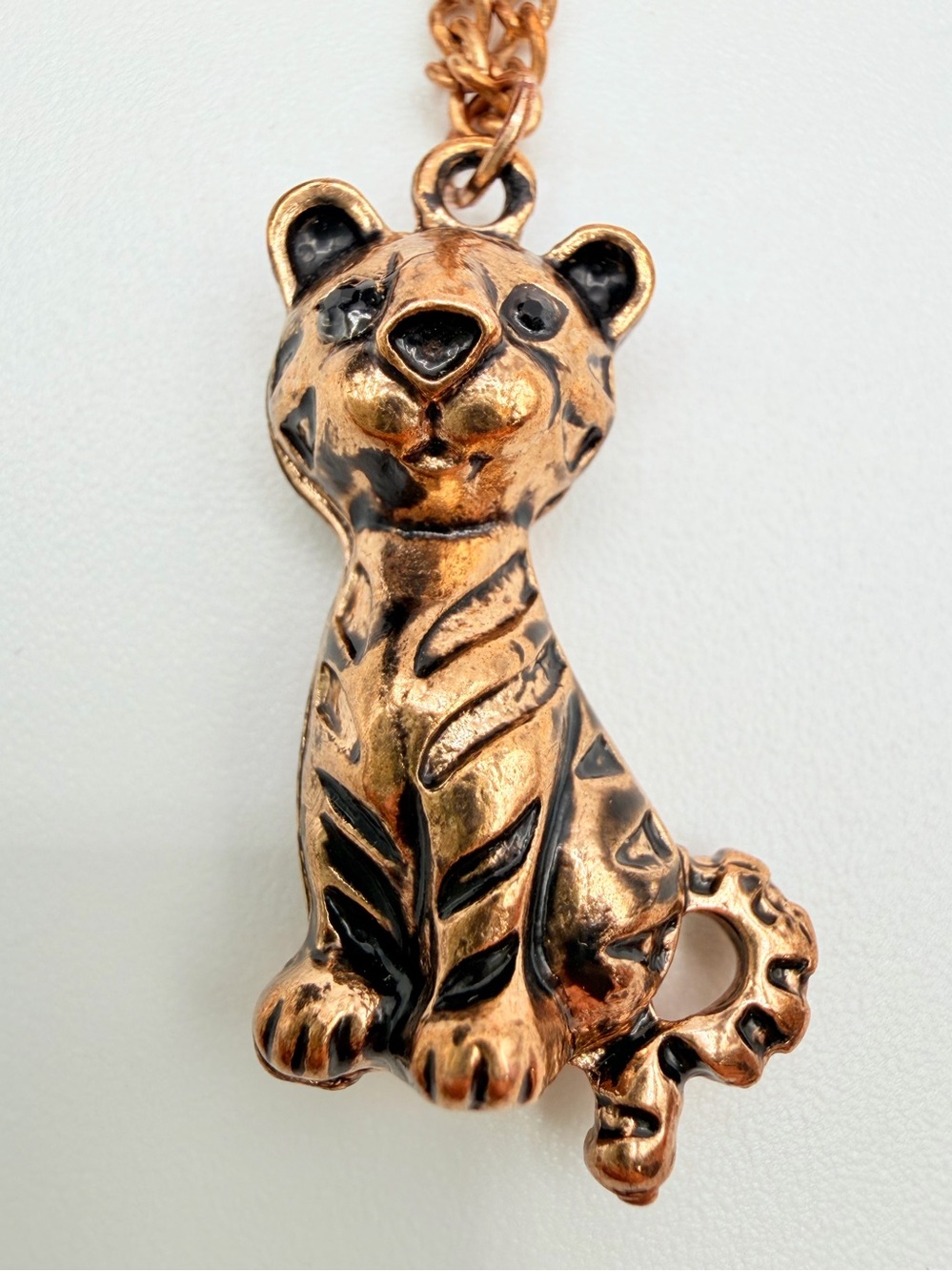 Vintage Gold Tone Tiger Cat Pendant Necklace Animal Charm